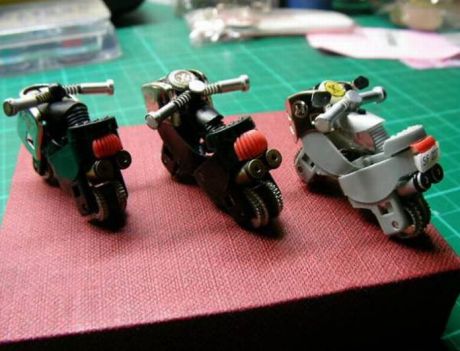 miniature-motorcycle-models-made-from-lighters